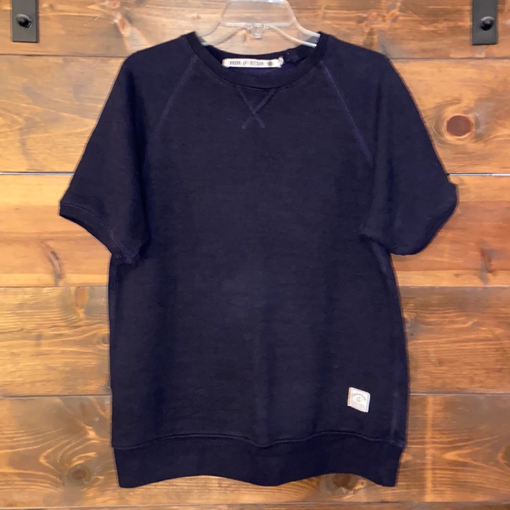 Iron and Resin Short Sleeve Sweatshirt